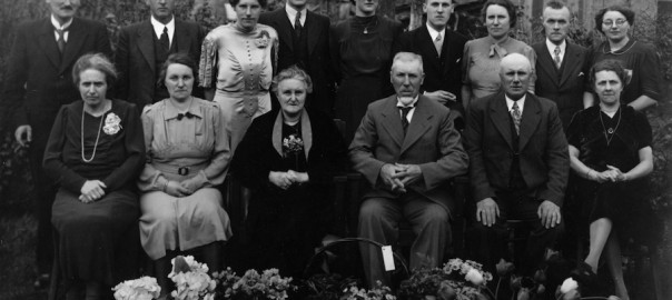 Portret van familie Brink in jaren dertig (?)